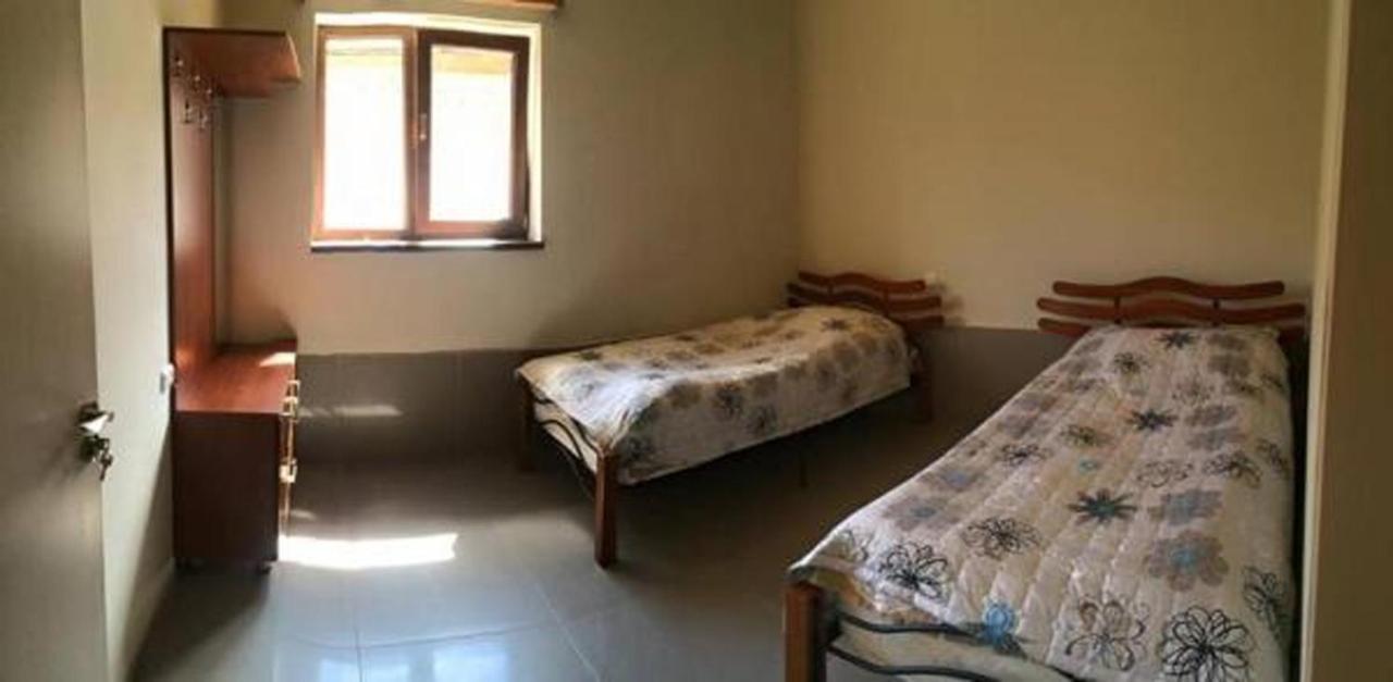 Guest House Lasili Mestia Bagian luar foto
